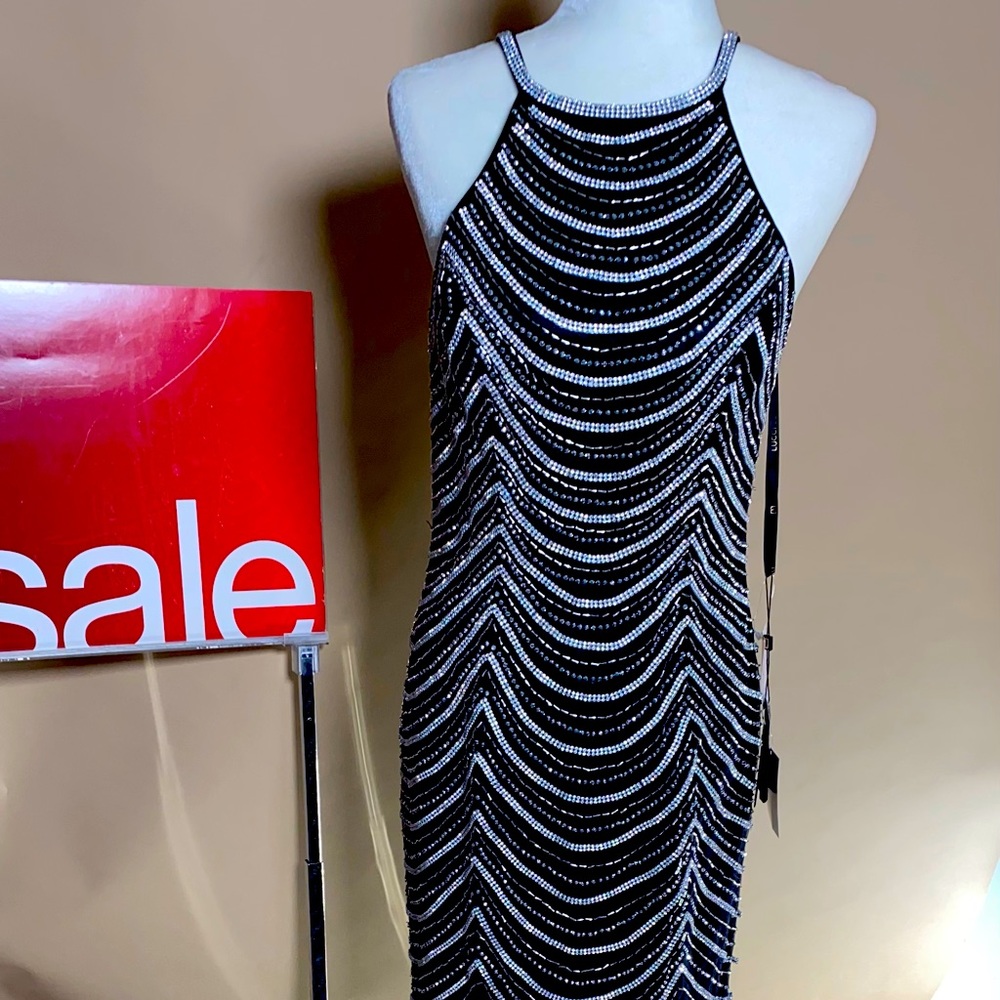 @lucciluofficial dress 
.
Color: Black 
.
Size: 10